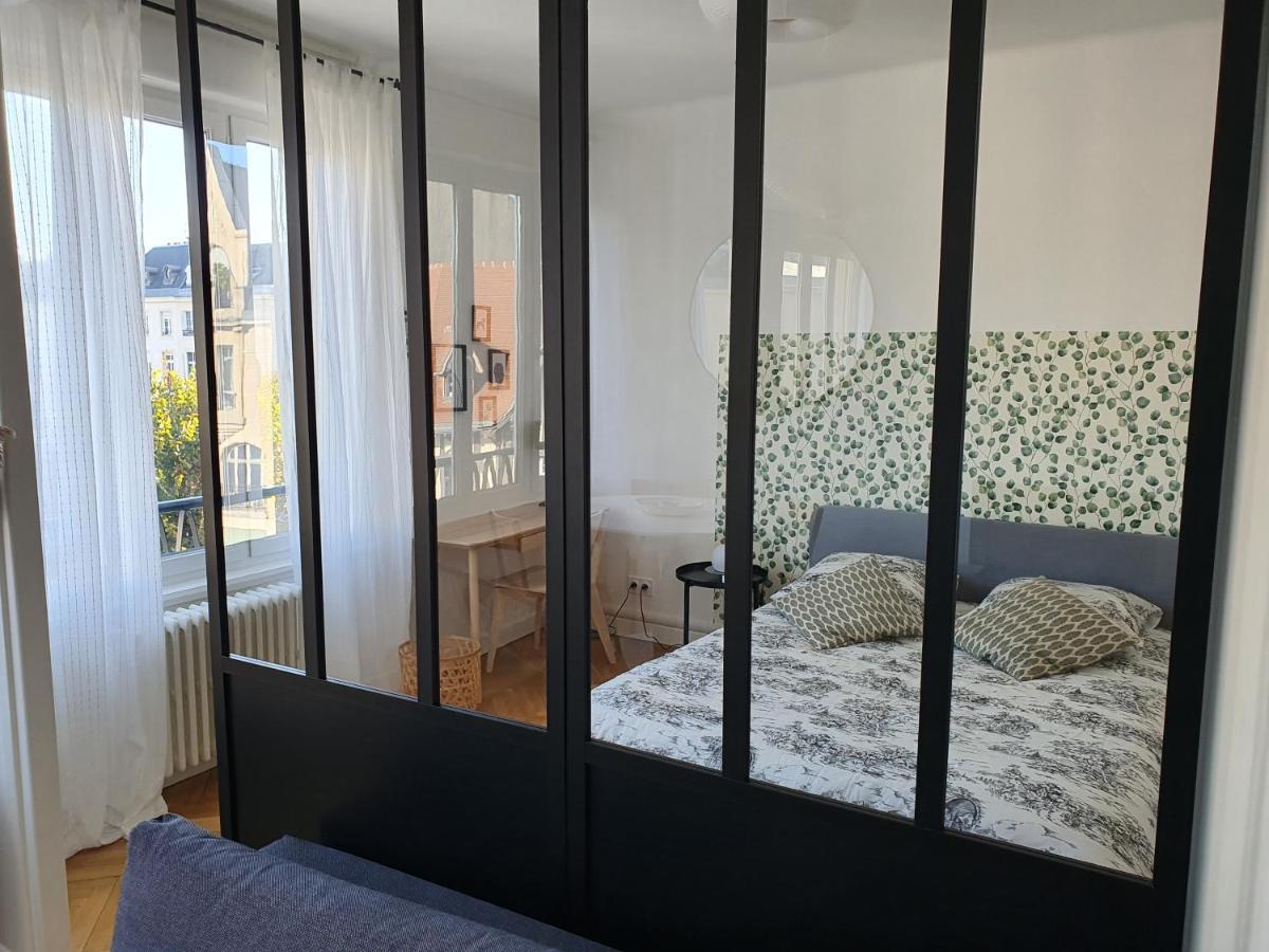 Suite Forum Vue Imprenable Reims Exterior photo
